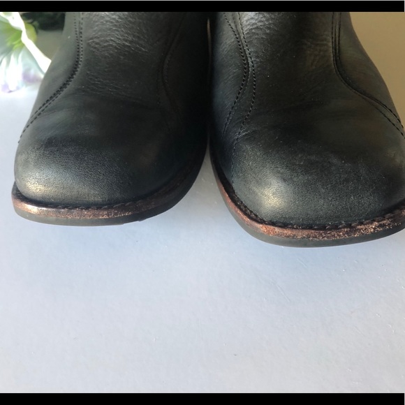 UGG Australia Women’s shoes - Picture 5 of 5